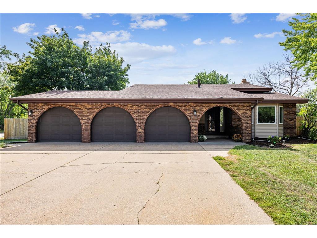 16195 Gauntlet Court W Lakeville MN 55068 6423719 image1