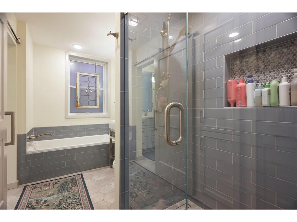 162 College Avenue W #3 Saint Paul MN 55102 7019216 image30