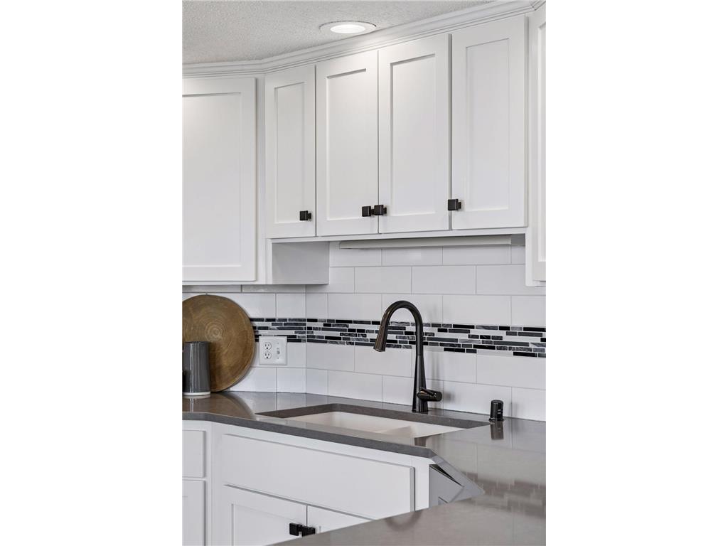 162 College Avenue W #5 Saint Paul MN 55102 7026801 image16