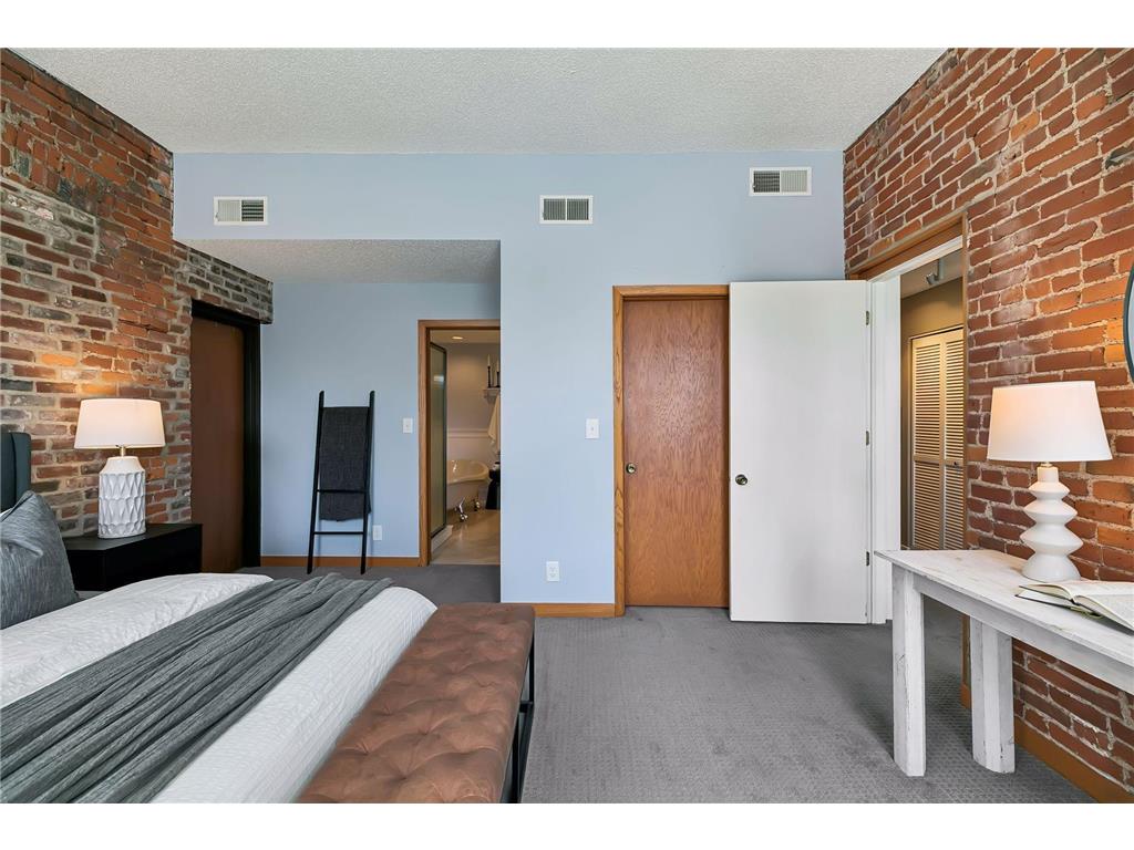 162 College Avenue W #5 Saint Paul MN 55102 7026801 image28