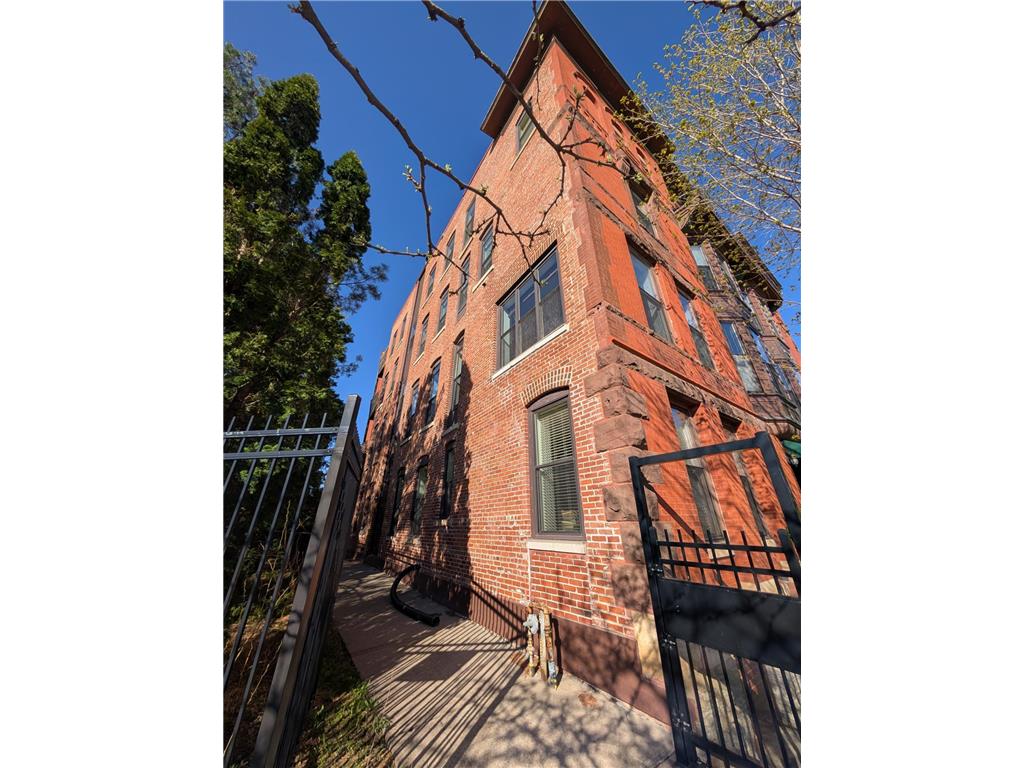 162 College Avenue W #5 Saint Paul MN 55102 7026801 image43