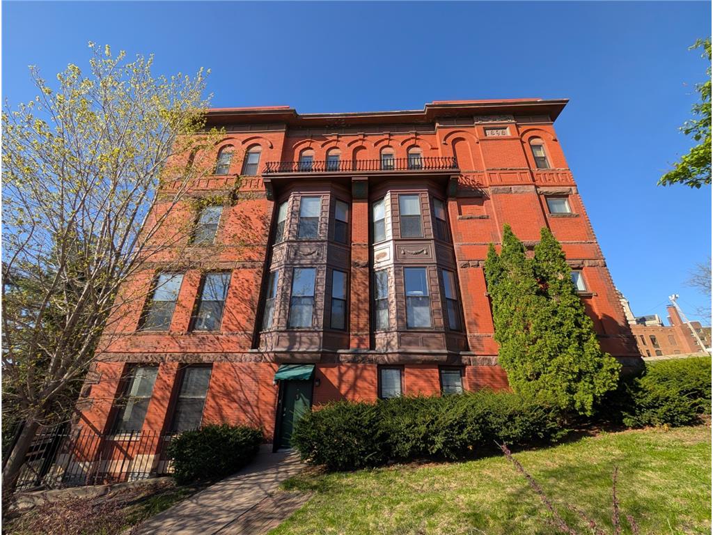 162 College Avenue W #5 Saint Paul MN 55102 7026801 image44