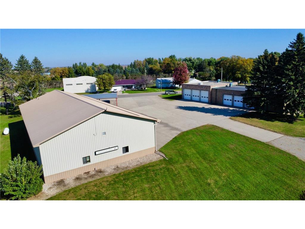 1620 Broadway Avenue Wheaton MN 56296 6814953 image2