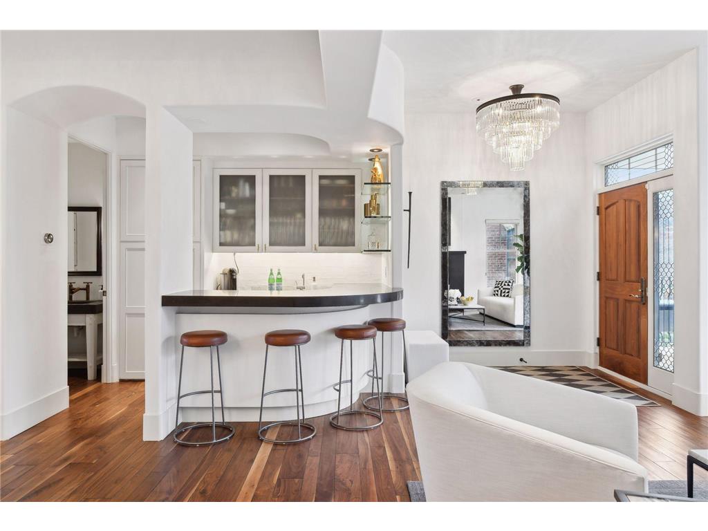 1620 Kenwood Parkway Minneapolis MN 55405 7015010 image13