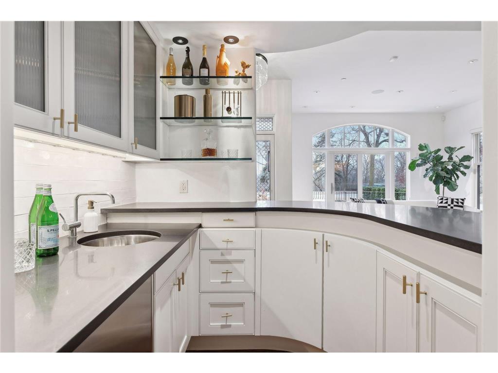 1620 Kenwood Parkway Minneapolis MN 55405 7015010 image16