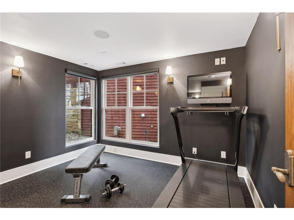 1620 Kenwood Parkway Minneapolis MN 55405 7015010 image70