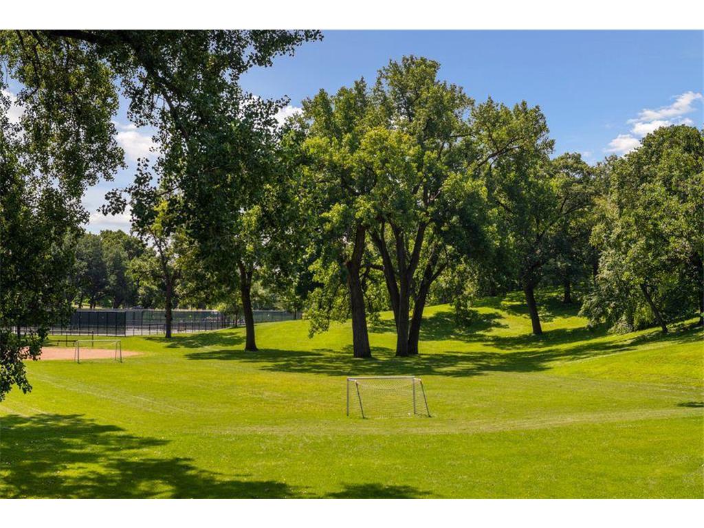 1620 Kenwood Parkway Minneapolis MN 55405 7015010 image95