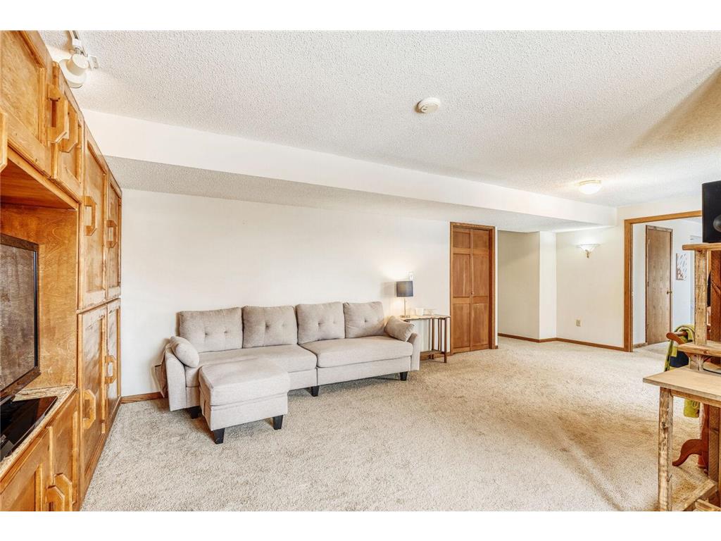 16200 Hyland Avenue Lakeville MN 55044 7034888 image13