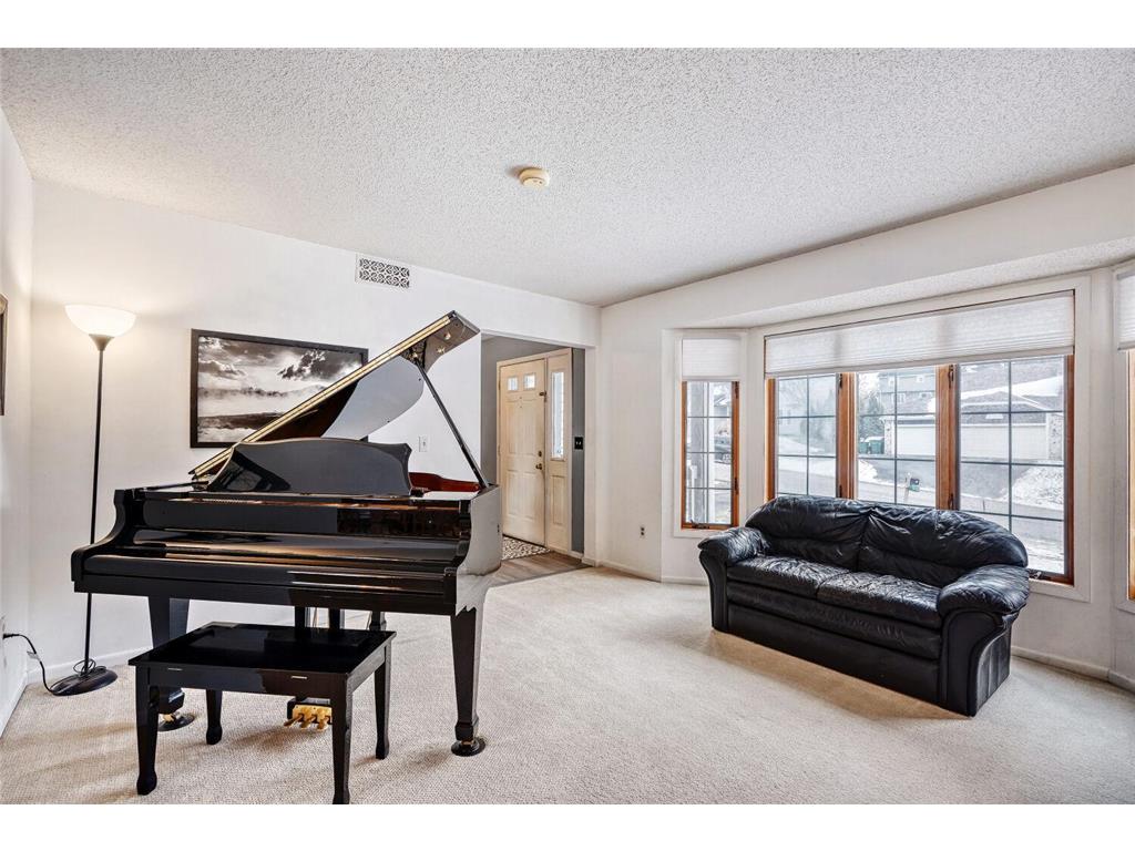 16200 Hyland Avenue Lakeville MN 55044 7034888 image4
