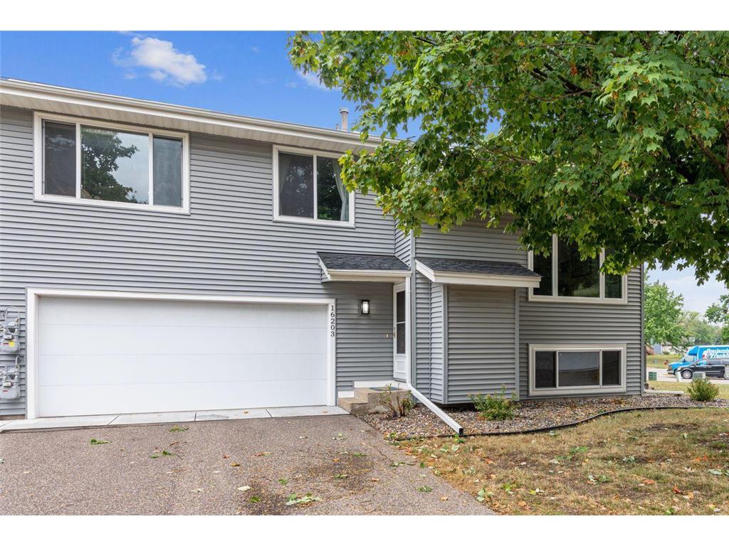 16203 Flagstaff Court S Lakeville MN 55068 6430707 image1