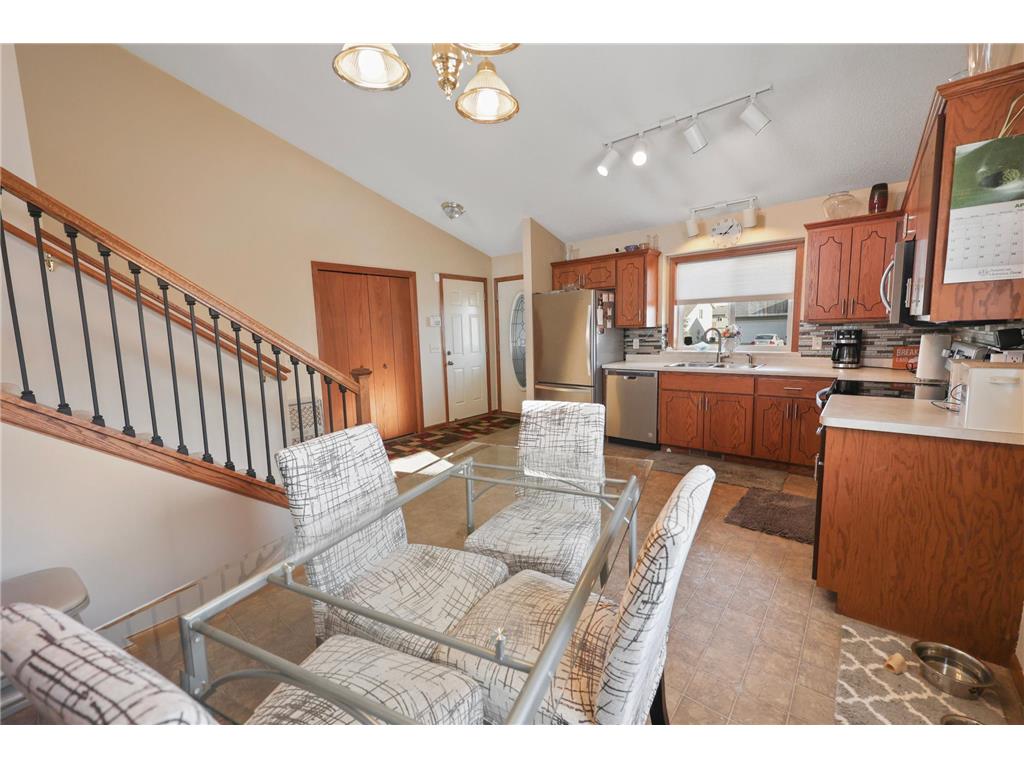 1621 Forest Glen Circle Saint Augusta MN 56301 7050755 image12