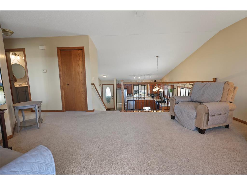 1621 Forest Glen Circle Saint Augusta MN 56301 7050755 image17