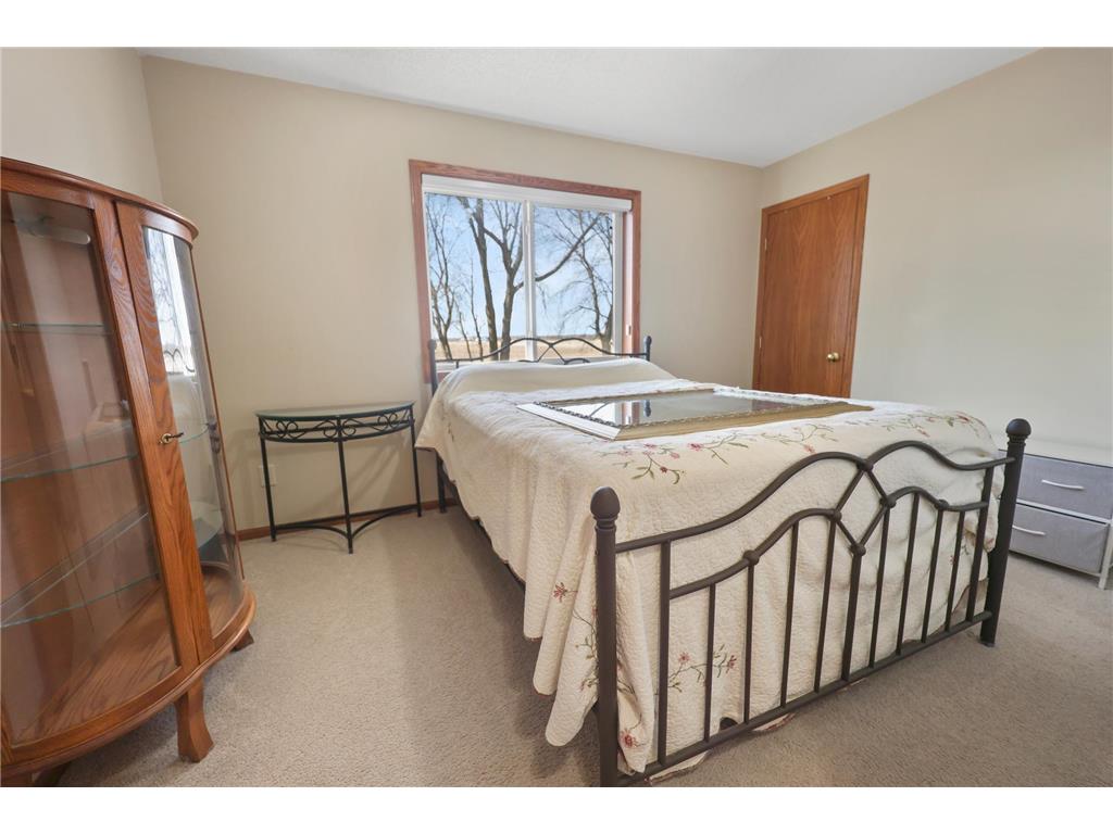 1621 Forest Glen Circle Saint Augusta MN 56301 7050755 image18