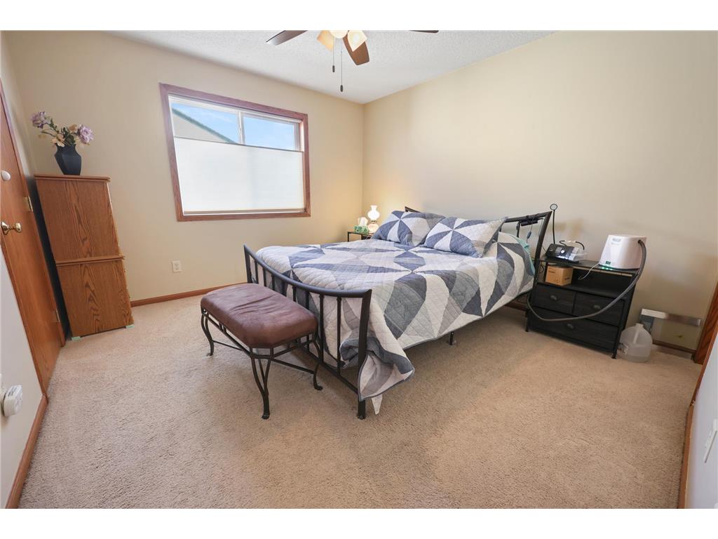 1621 Forest Glen Circle Saint Augusta MN 56301 7050755 image24