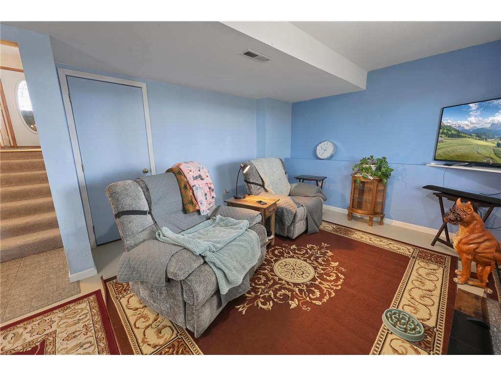 1621 Forest Glen Circle Saint Augusta MN 56301 7050755 image29