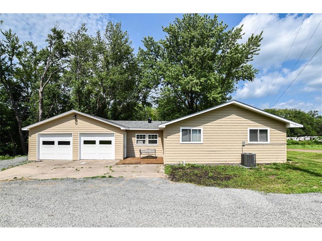 1621 Larson Drive Arthur Twp MN 55051 - Fish 6754321 image1