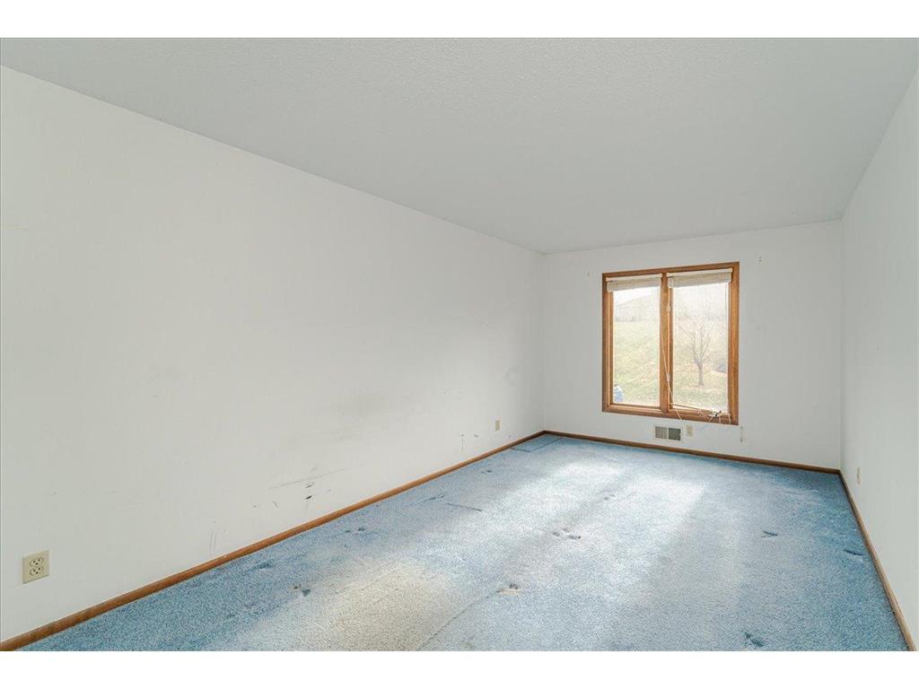 1621 W 140th Street Burnsville MN 55337 6820226 image18