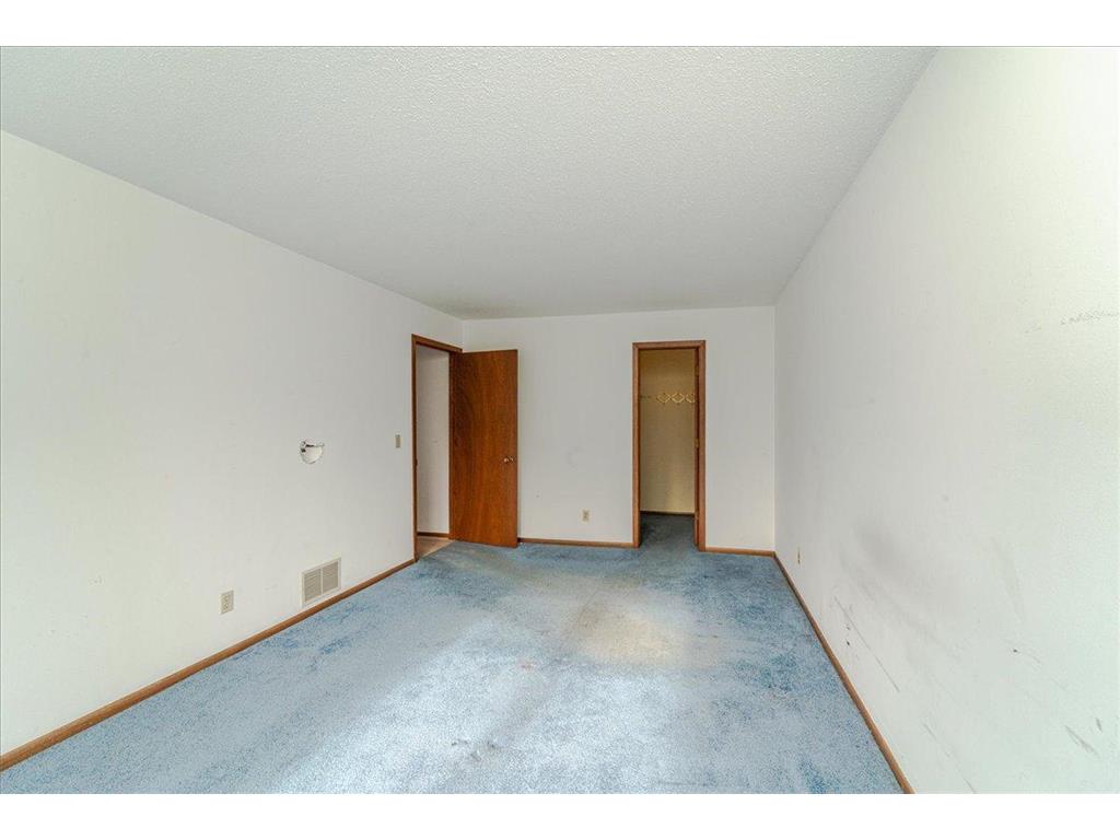 1621 W 140th Street Burnsville MN 55337 6820226 image19