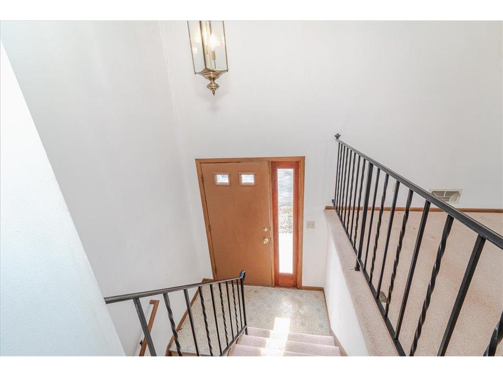 1621 W 140th Street Burnsville MN 55337 6820226 image21