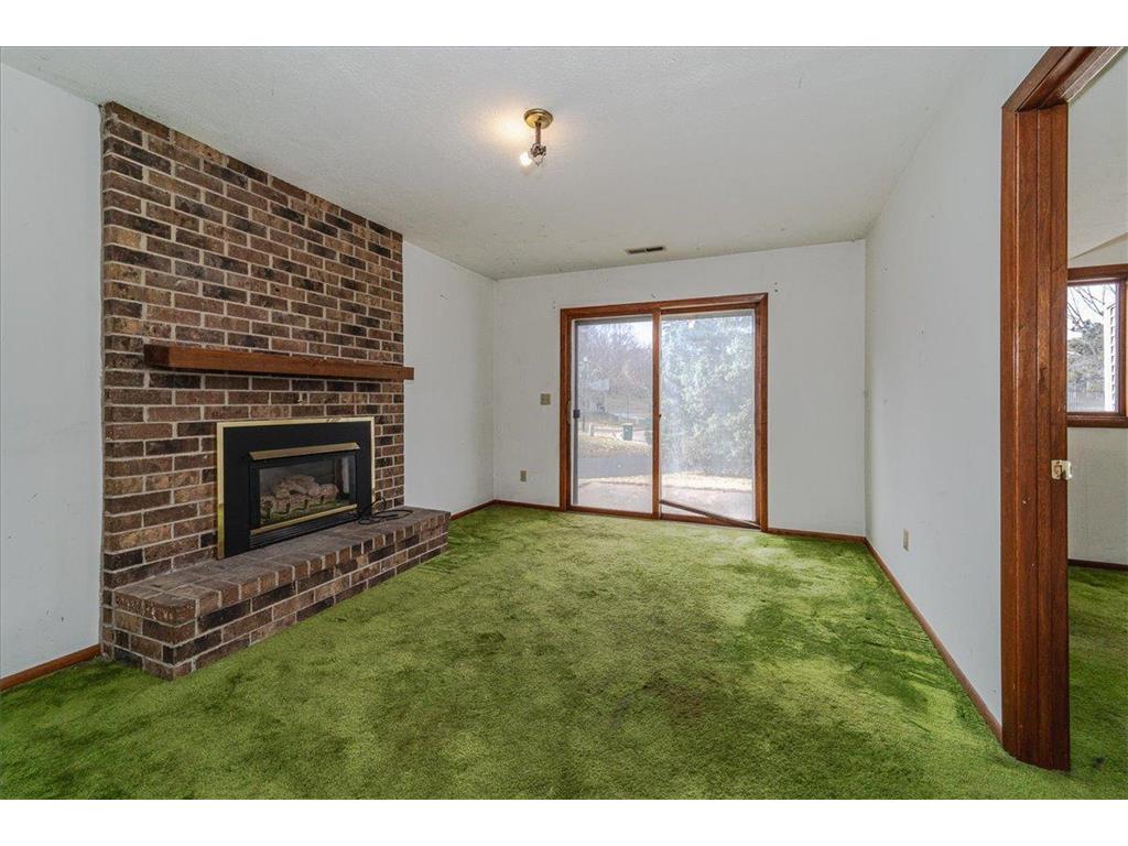 1621 W 140th Street Burnsville MN 55337 6820226 image24