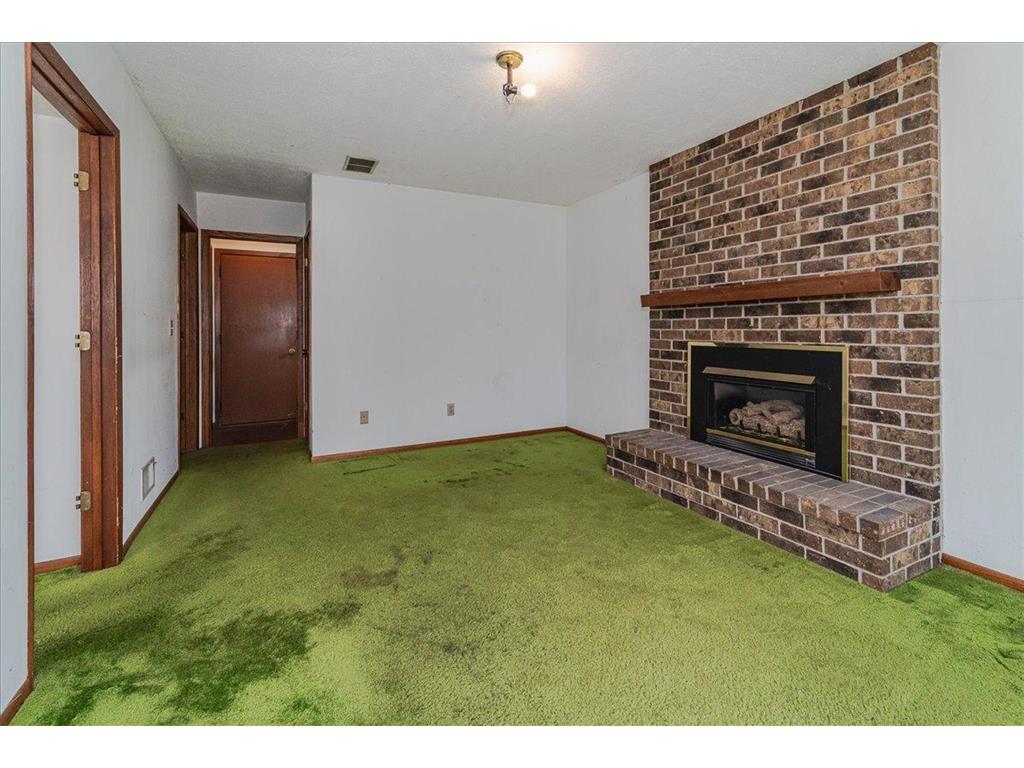 1621 W 140th Street Burnsville MN 55337 6820226 image26