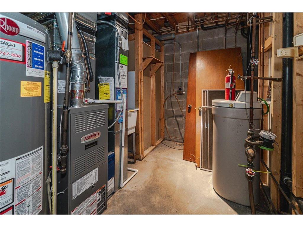 1621 W 140th Street Burnsville MN 55337 6820226 image30