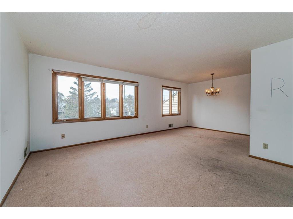 1621 W 140th Street Burnsville MN 55337 6820226 image6