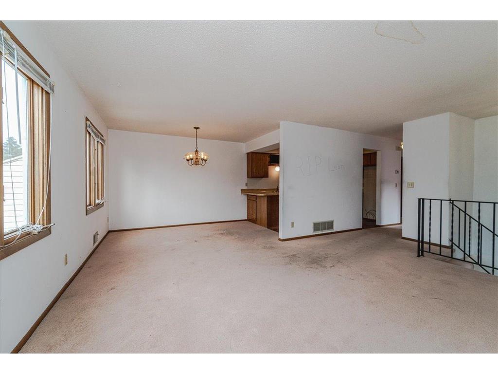 1621 W 140th Street Burnsville MN 55337 6820226 image7