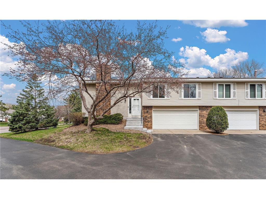 1621 W 140th Street Burnsville MN 55337 7053632 image1