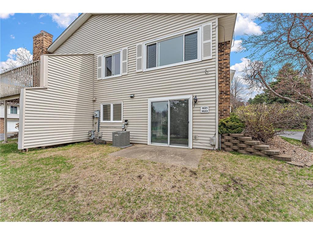 1621 W 140th Street Burnsville MN 55337 7053632 image4