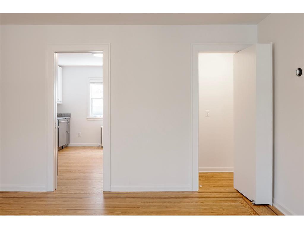 1621 W 25th Street Minneapolis MN 55405 6788649 image51