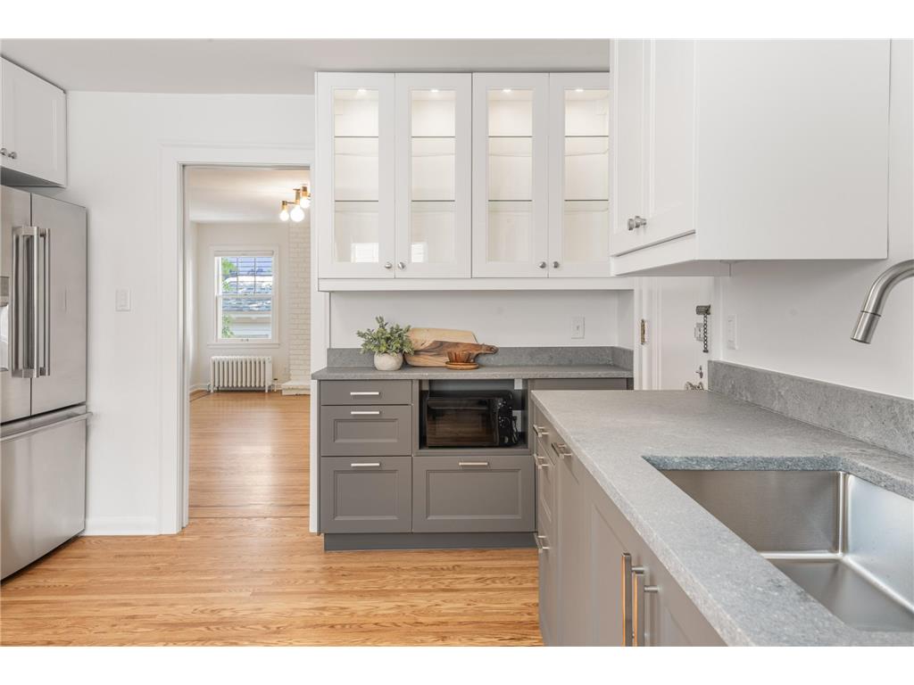 1621 W 25th Street Minneapolis MN 55405 6788649 image58