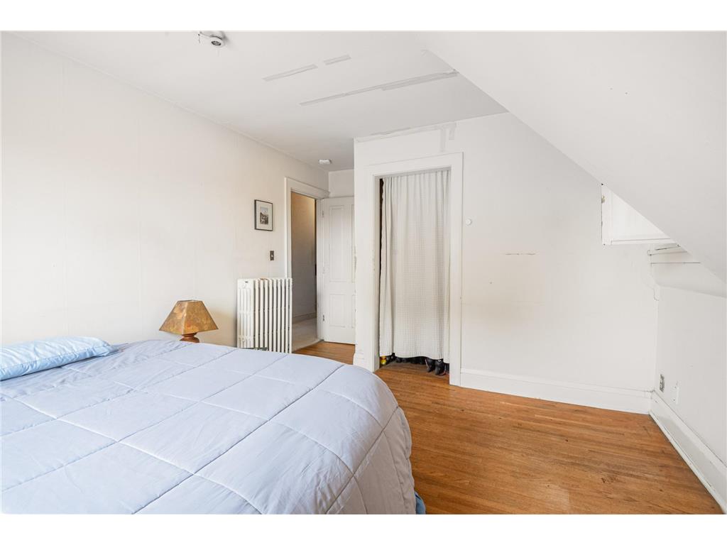 1621 W 25th Street Minneapolis MN 55405 6788649 image72