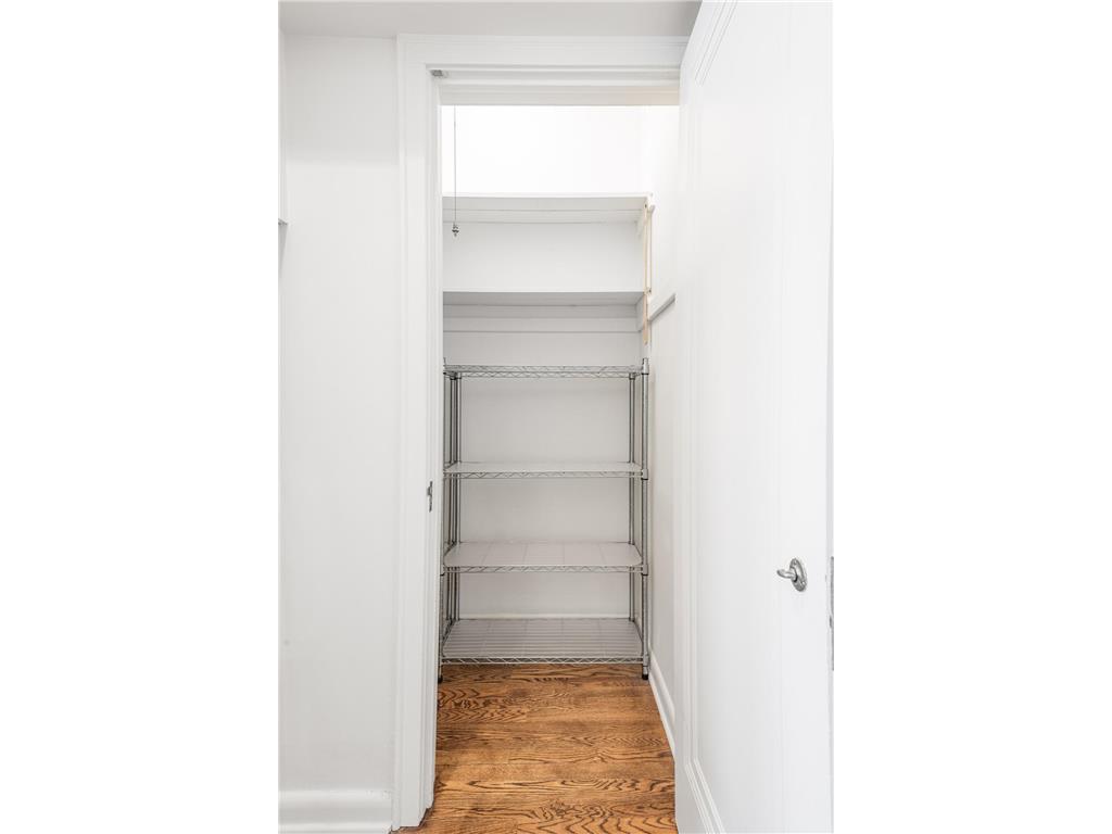 1621 W 25th Street Minneapolis MN 55405 6788649 image79