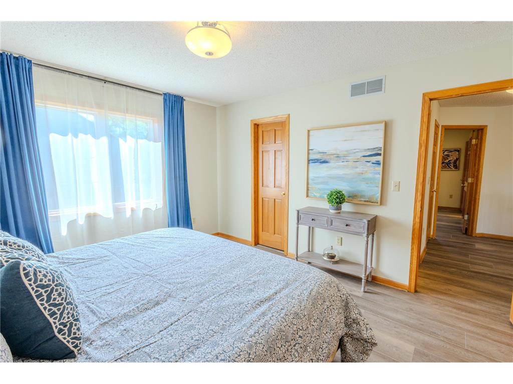 16210 39th Place N Plymouth MN 55446 7076629 image34