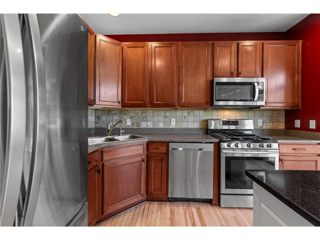 16217 50th Avenue N Plymouth MN 55446 7046898 image20