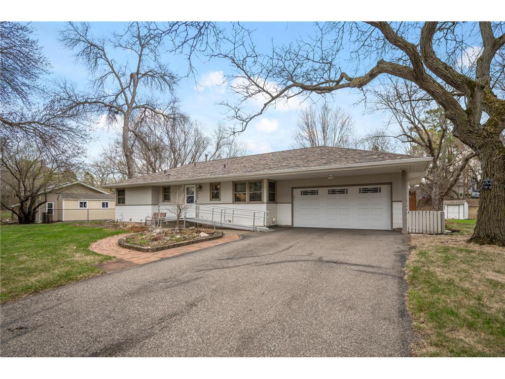 16217 Woodland Lane Minnetonka MN 55345 6709381 image1