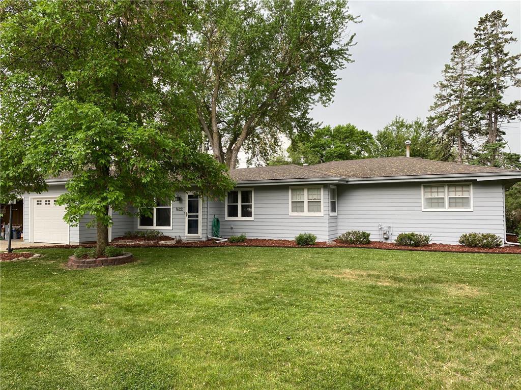 1622 Elm Street, Albert Lea, MN 56007 MLS 6333762 Edina Realty