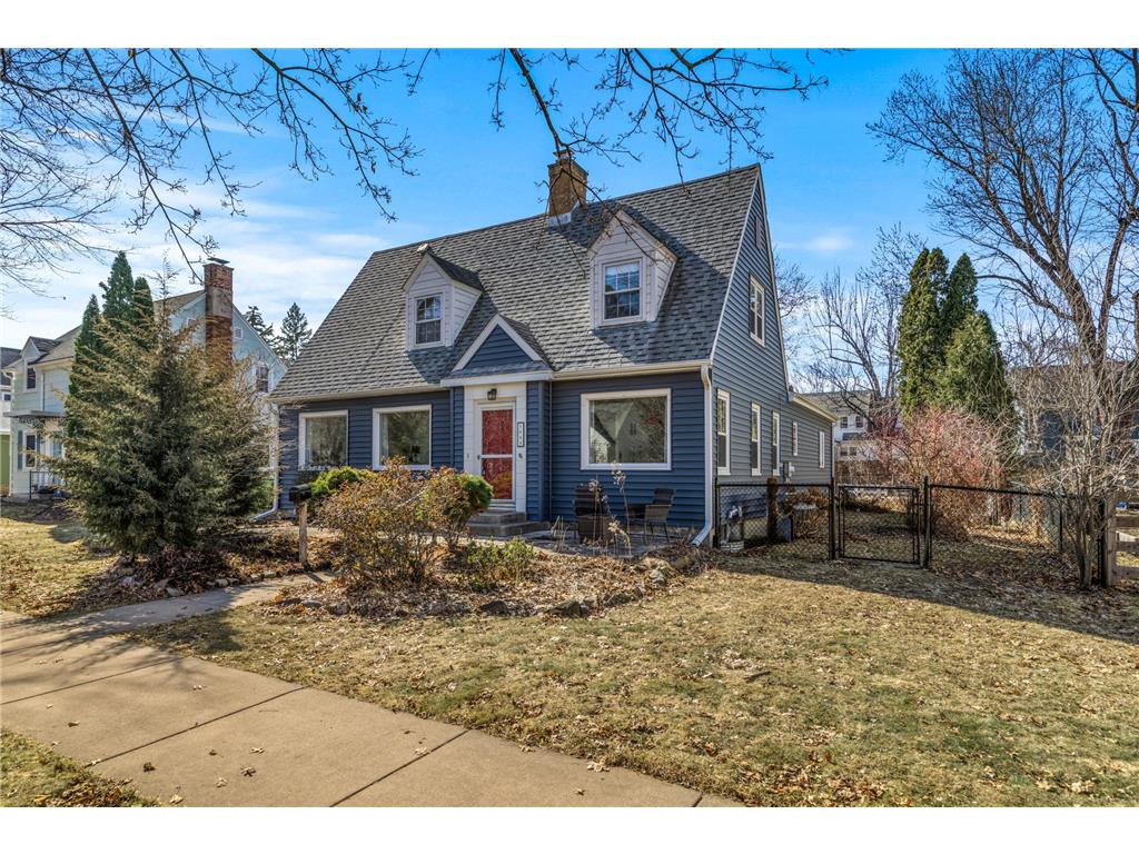 1622 Frederic Street Eau Claire WI 54701 7029632 image2