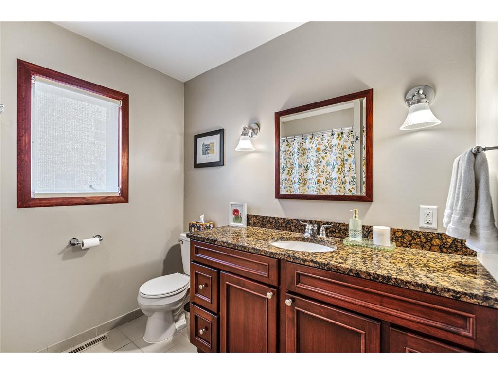 1622 Frederic Street Eau Claire WI 54701 7029632 image25