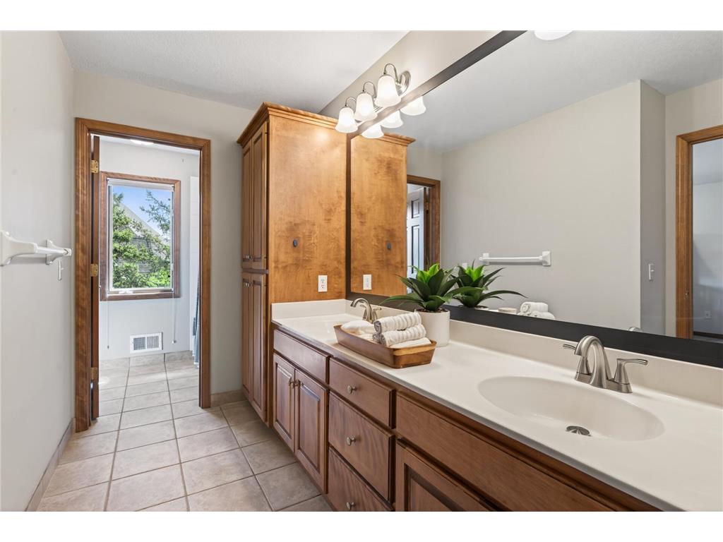 16225 49th Place N Plymouth MN 55446 7062130 image28