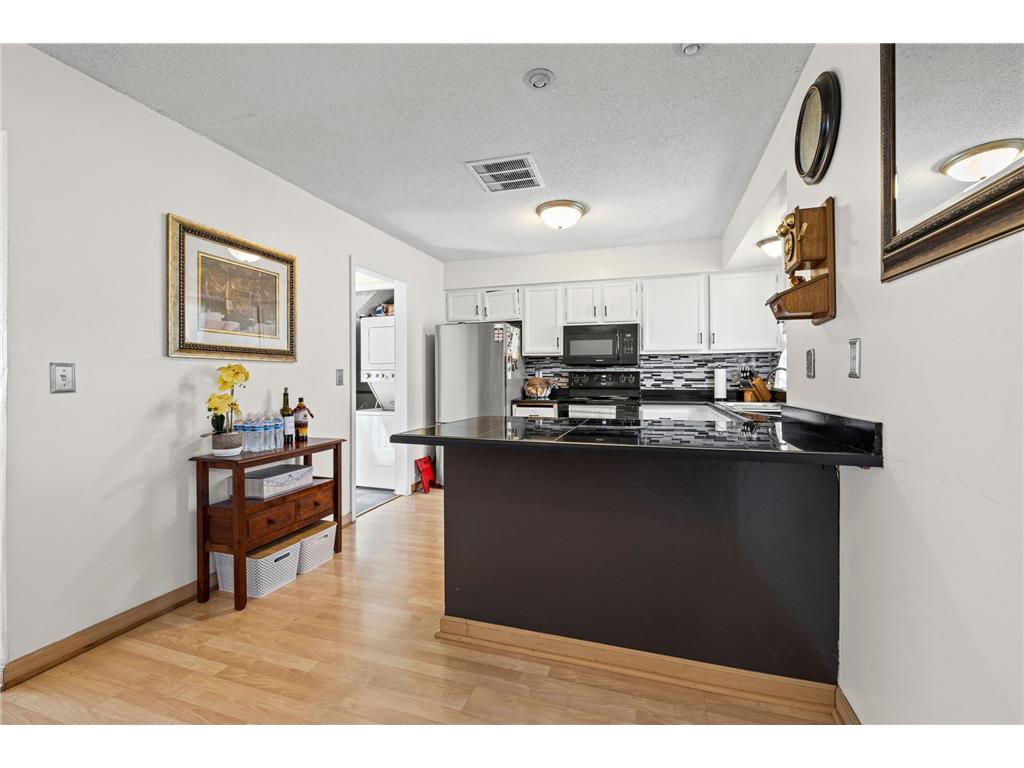 1623 106th Avenue NW Coon Rapids MN 55433 7043818 image10