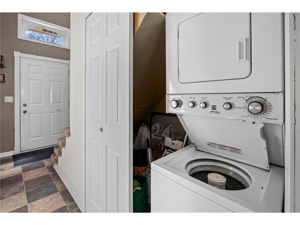 1623 106th Avenue NW Coon Rapids MN 55433 7043818 image21