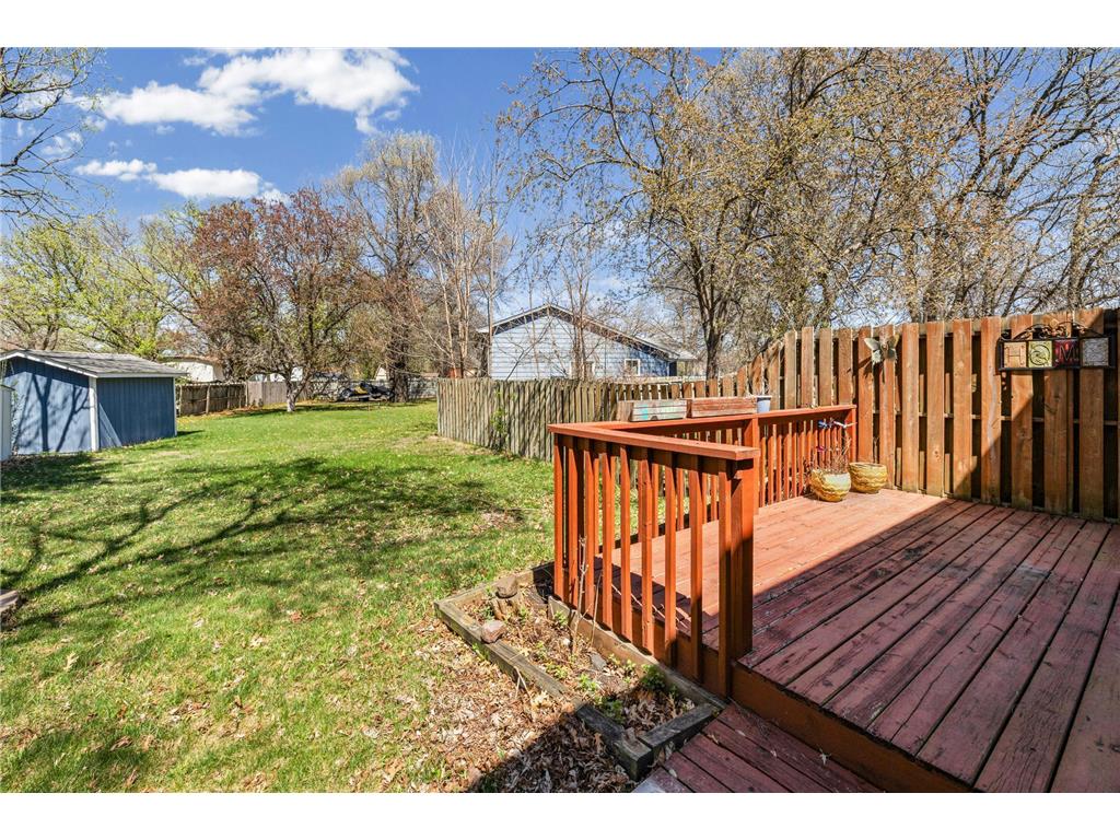 1623 106th Avenue NW Coon Rapids MN 55433 7043818 image24