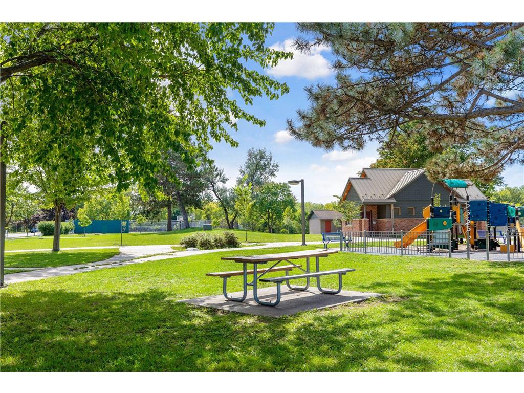 1623 York Avenue Saint Paul MN 55106 7064379 image31