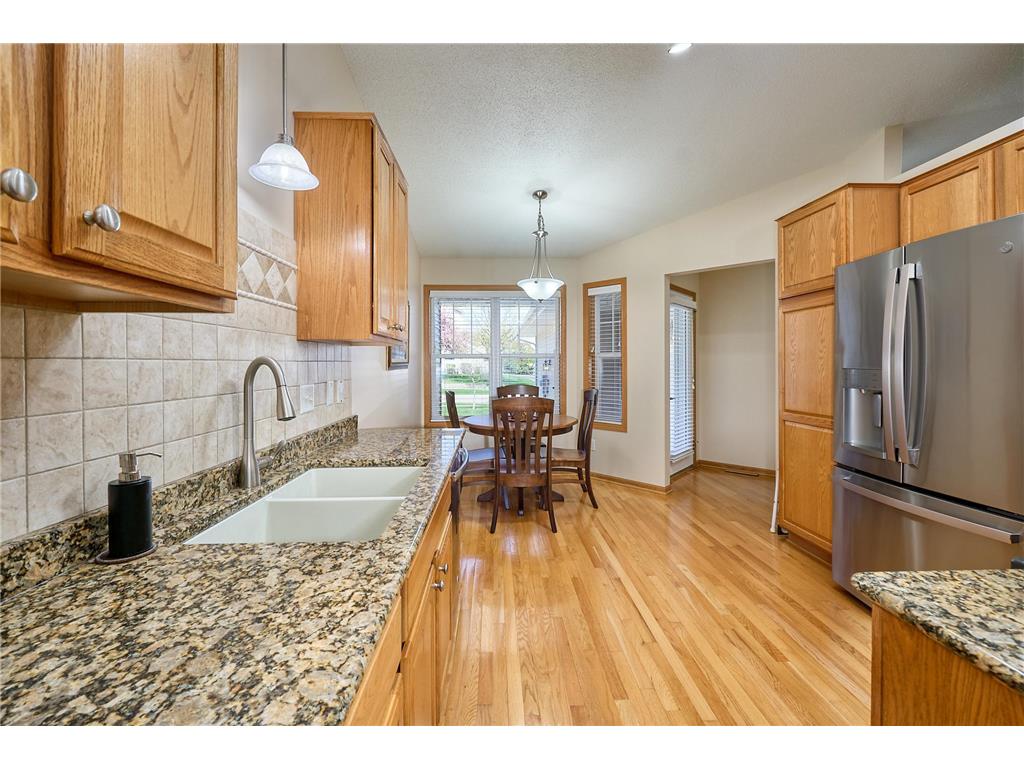 16233 70th Place N Maple Grove MN 55311 7068351 image6