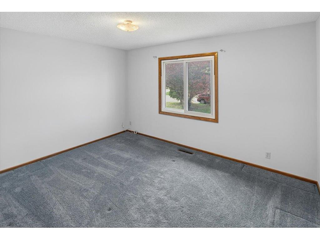 1624 84th Court N Brooklyn Park MN 55444 7041280 image24