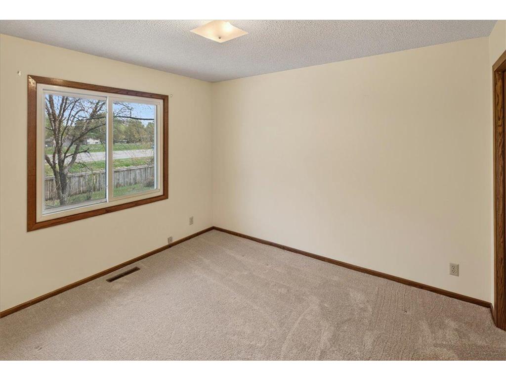 1624 84th Court N Brooklyn Park MN 55444 7041280 image26