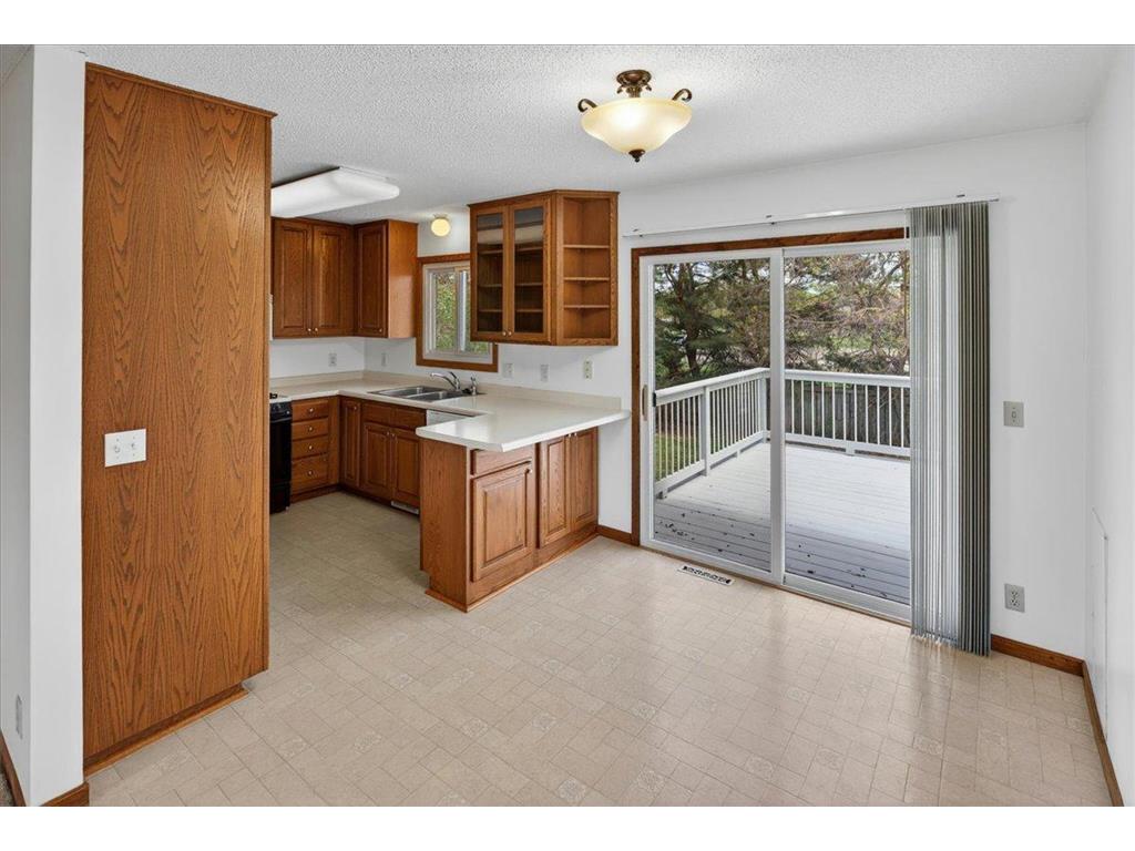 1624 84th Court N Brooklyn Park MN 55444 7041280 image5