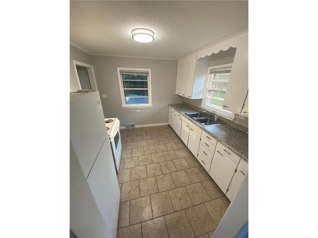 1624 County Road B W Roseville MN 55113 6682280 image7